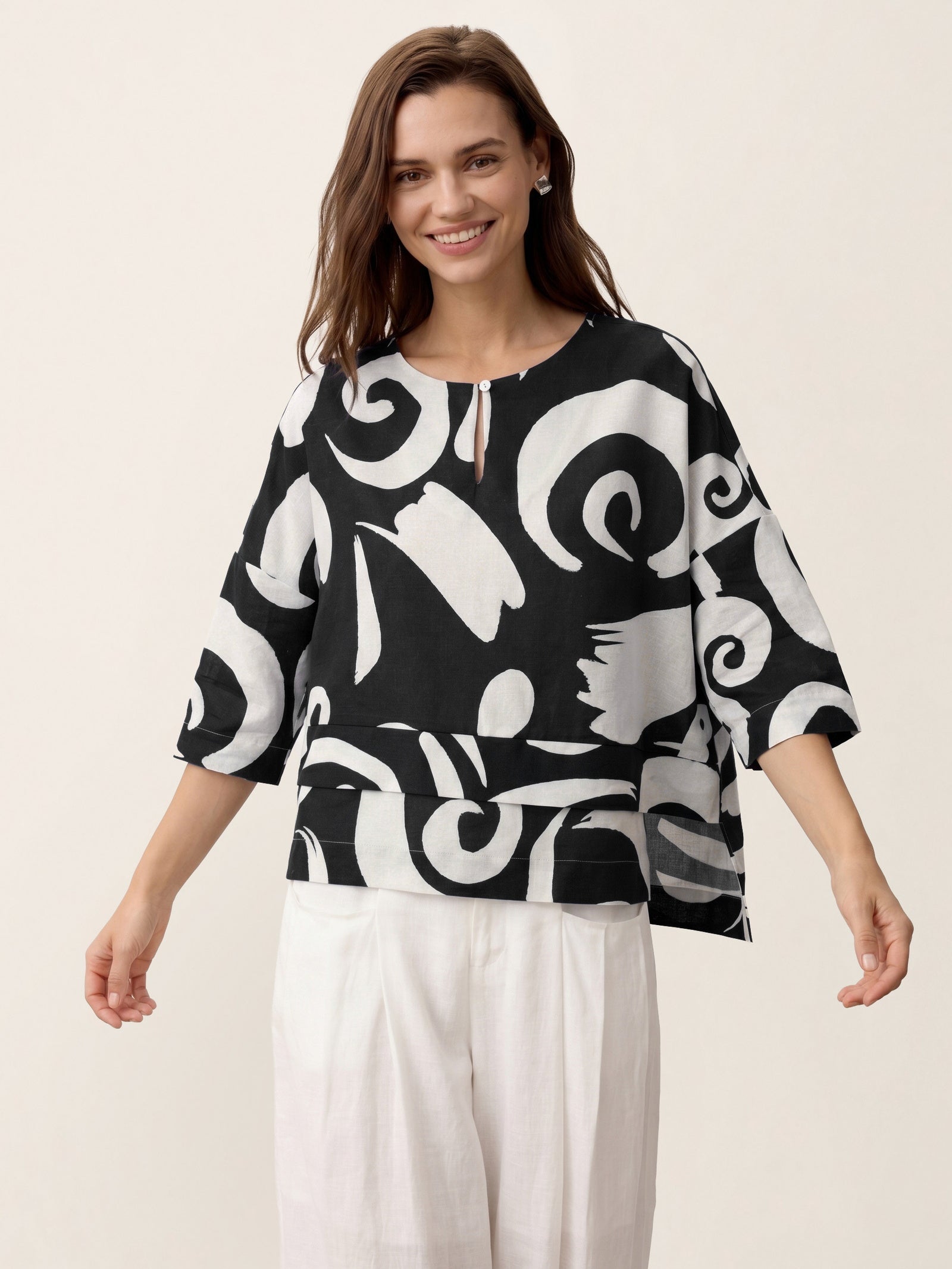 Linen Layered Asymmetric Top NOREEN (online only)
