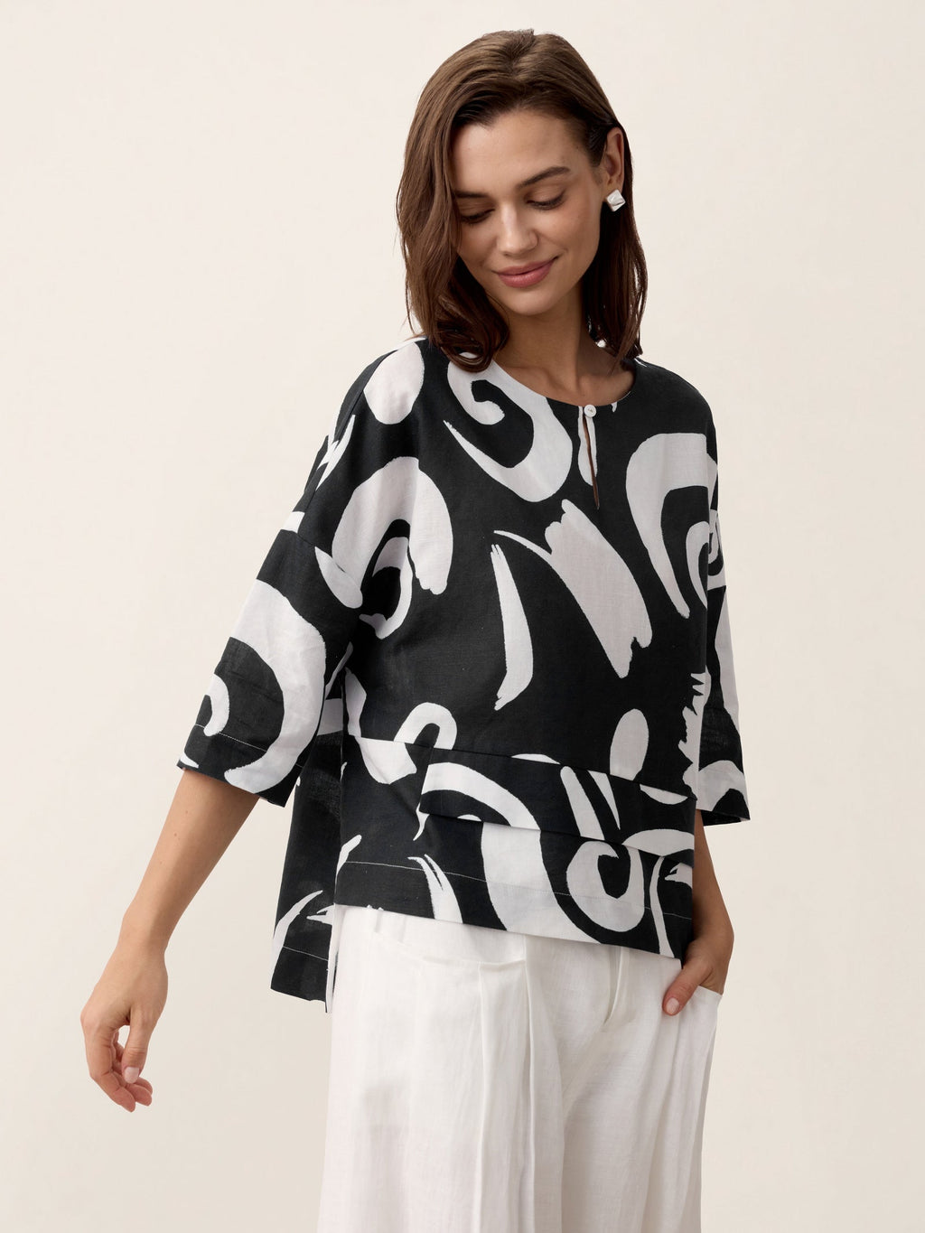 Linen Layered Asymmetric Top NOREEN (online only)