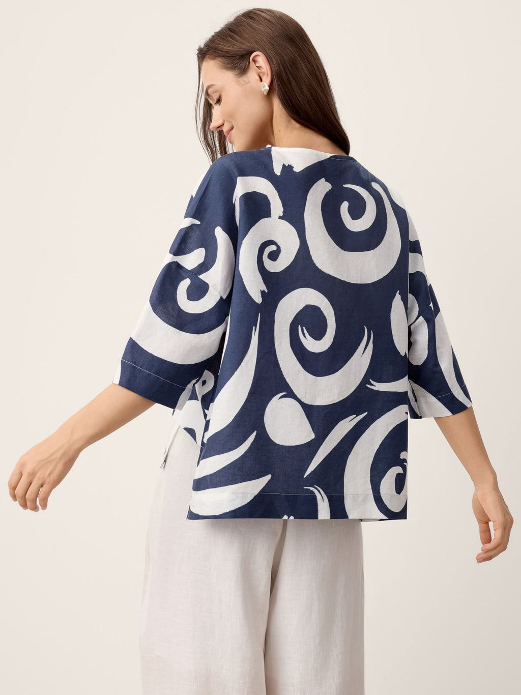 Linen Layered Asymmetric Top NOREEN (online only)