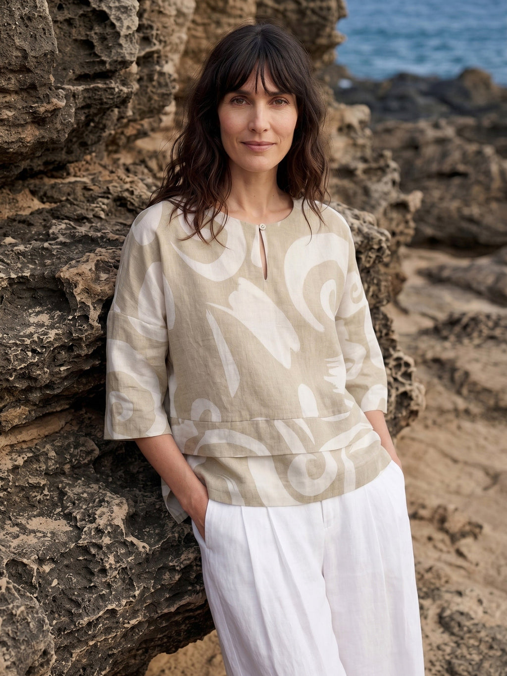 Linen Layered Asymmetric Top NOREEN (online only)
