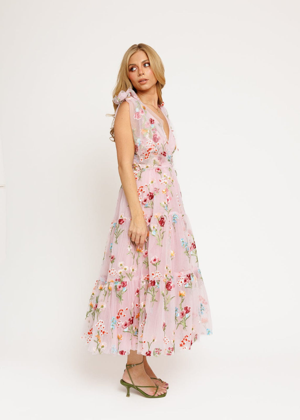 Margaret Floral Embroidered Midi Dress Pink (online only)