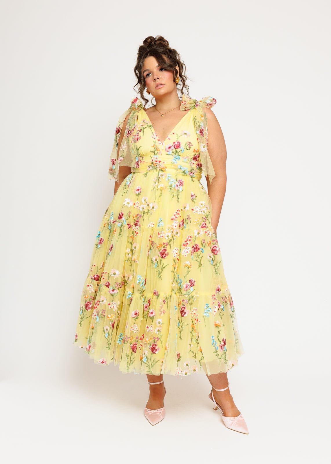 Margaret Floral Embroidered Midi Dress Yellow (online only)
